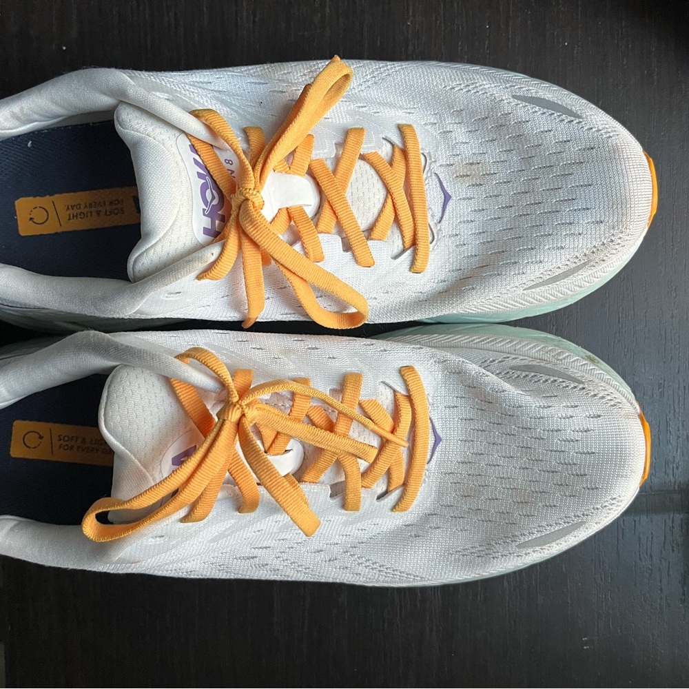 HOKA Clifton 9s